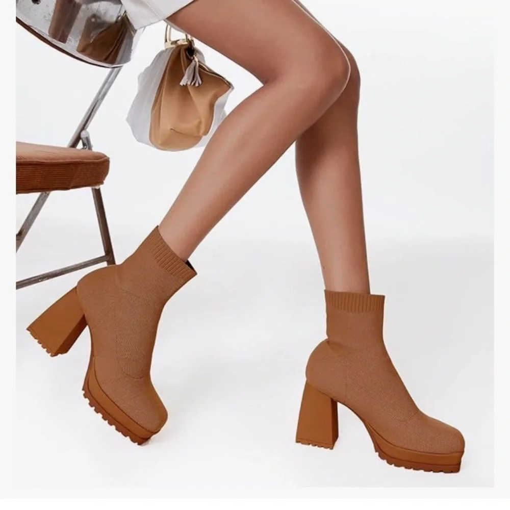 NEW Sock Boots Platform Chunky Heel Booties Square Toe Slip size 8